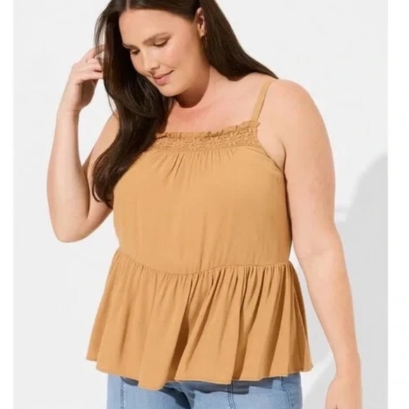 Torrid Crinkle Gauze Babydoll Crochet Tank SIze 2X - Picture 1 of 6